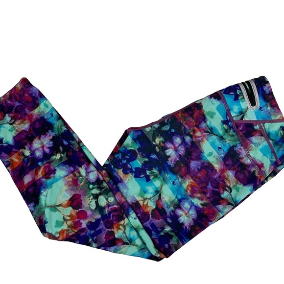 Athleta Floral Fade Sonar Capri Leggings Size Small - Picture 4 of 6
